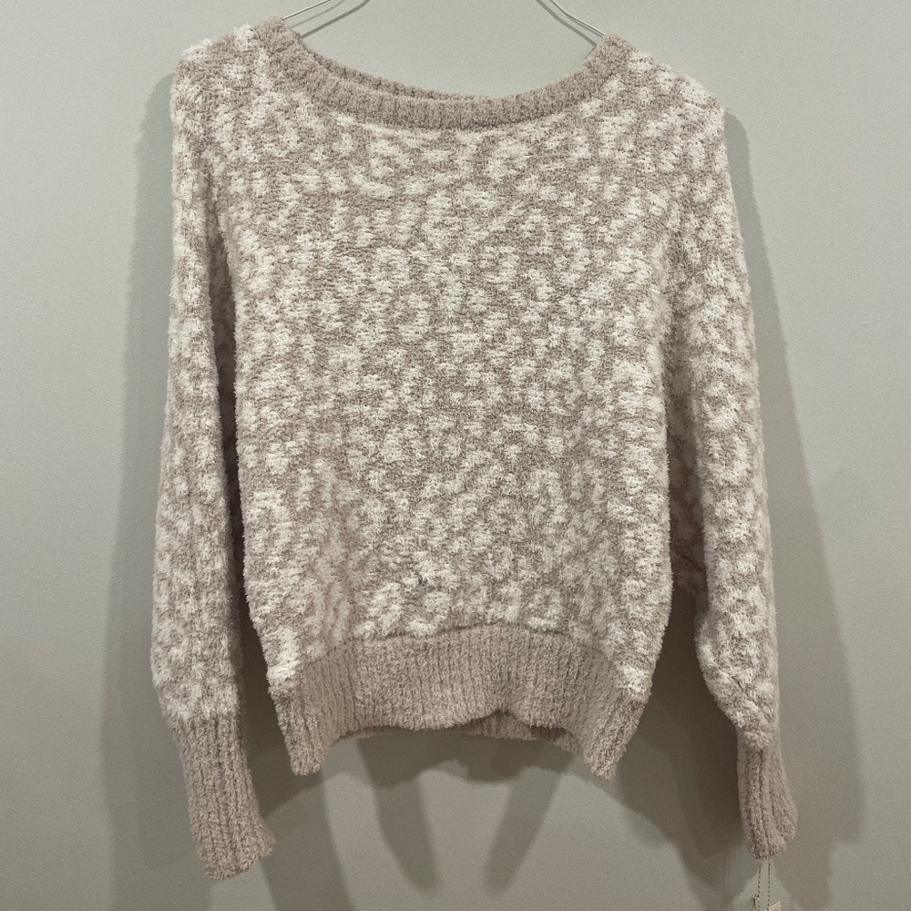 Jessica Simpson sweater